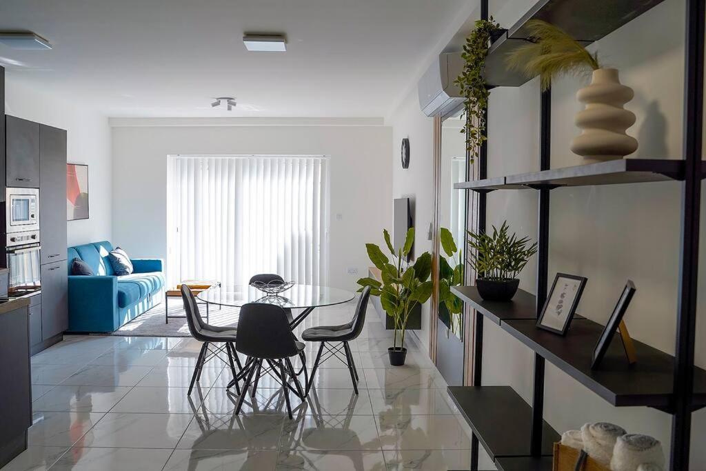 Luxurious Apartment Next To The Sea Gzira Εξωτερικό φωτογραφία